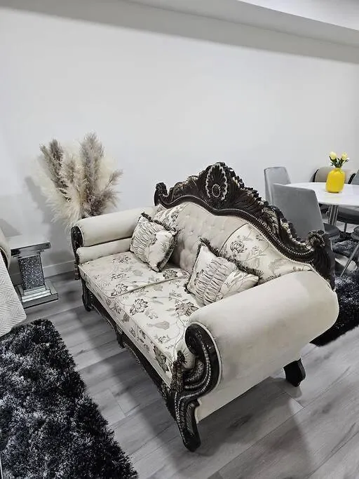 Comfort Guest Suite Ne Calgary - Near Airport Daire
