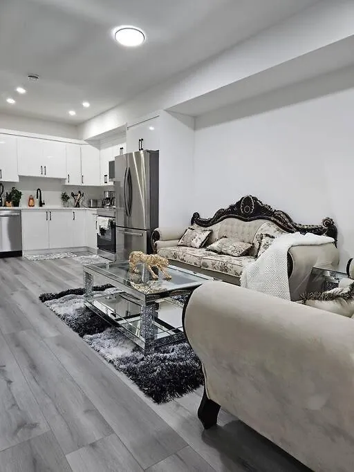 Comfort Guest Suite Ne Calgary - Near Airport